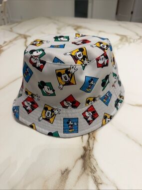 Disney Kids Bucket Hat with Multicolor Mickey Prints - White